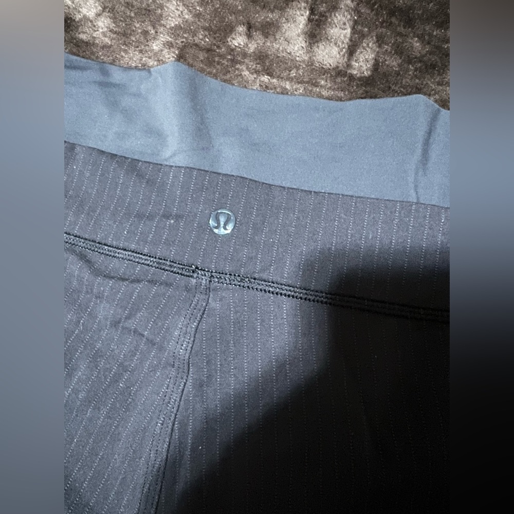Lululemon - Picture 5 of 7